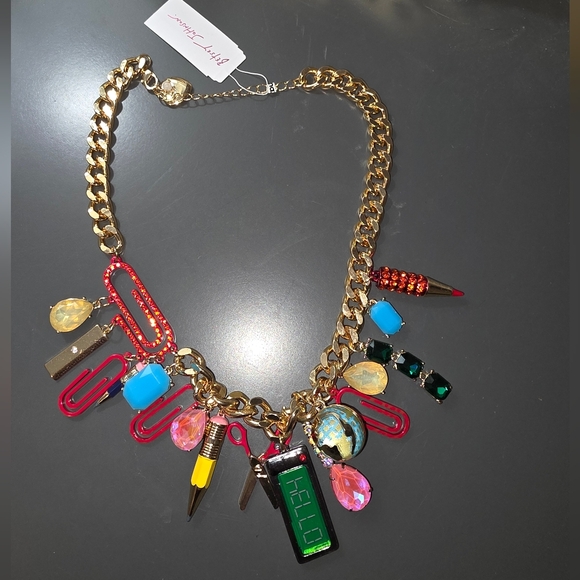 Betsey Johnson Necklace - Picture 1 of 1